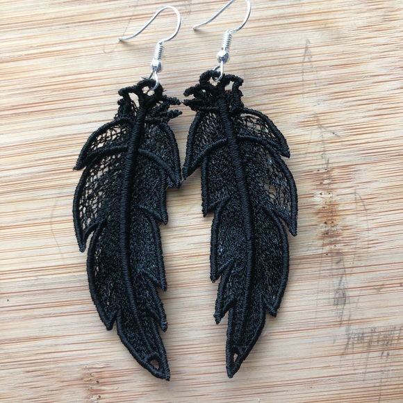 Embroidered Lace Feather Earrings - Picture 5 of 5